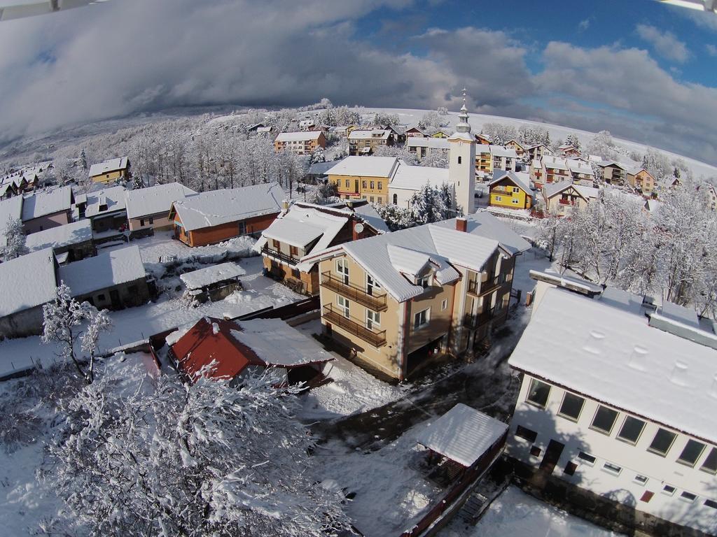 Villa Butterfly Nová Lesná エクステリア 写真