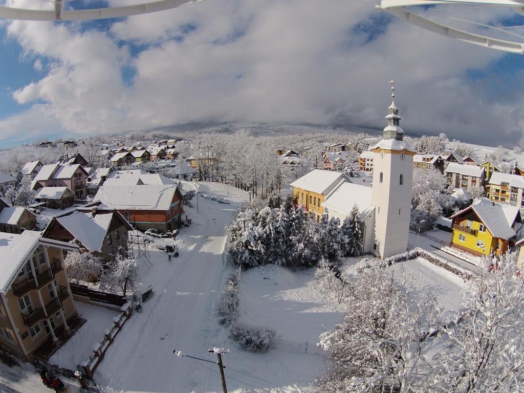 Villa Butterfly Nová Lesná エクステリア 写真